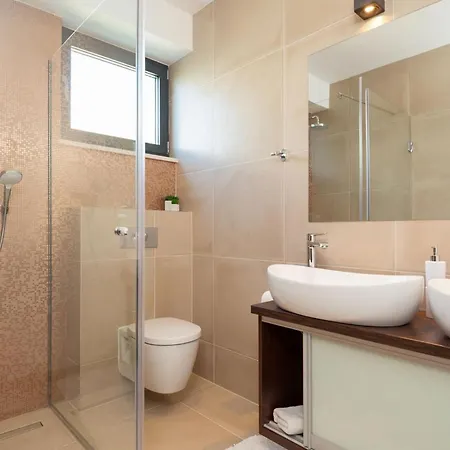 Villa Seafront Ciovo Deluxe Dva 6 Beautiful Bedrooms Private Pools Sea Front - Sauna Trogir