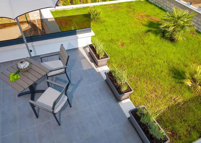 Villa Seaview Ciovo Deluxe Dva 6 Beautiful Bedrooms Trogir