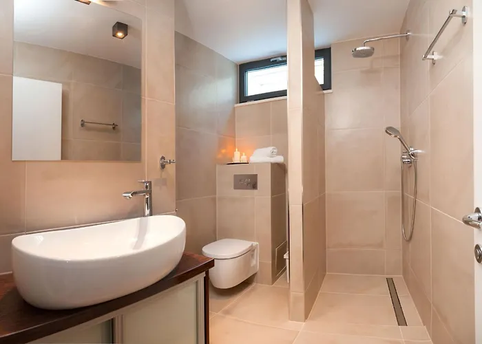 Seaview Ciovo Deluxe Dva 6 Beautiful Bedrooms Villa Trogir