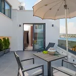 Seaview Ciovo Deluxe Dva 6 Beautiful Bedrooms *