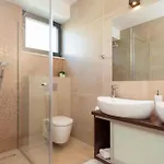 Seaview Ciovo Deluxe Dva 6 Beautiful Bedrooms *