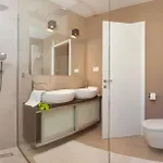 Seaview Ciovo Deluxe Dva 6 Beautiful Bedrooms